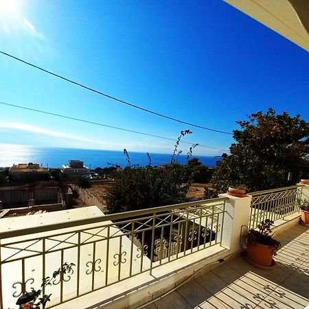 Villa "Eva" - Entire Beachfront Holiday Home - 4S Ajía Marína Kültér fotó